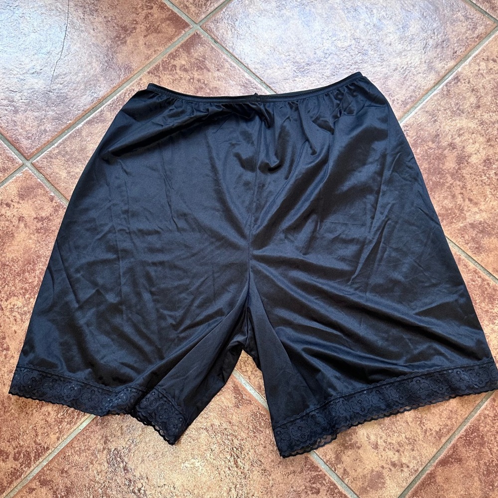 VTG Lace Trim Bloomers Shorts Women S/M Black
